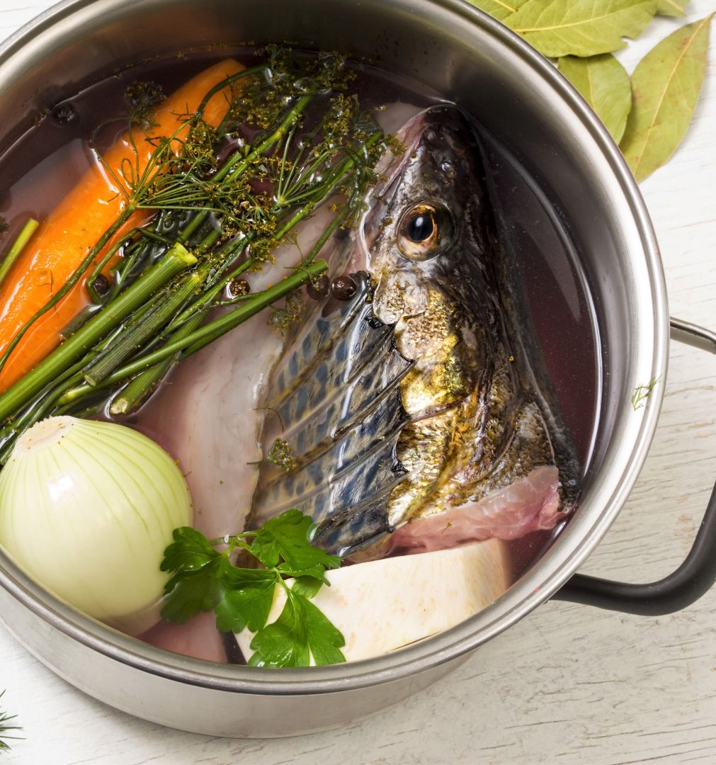 caldo de pesacado arroz a banda