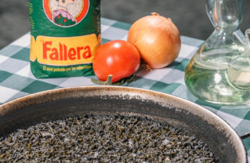 Arroz negro con calamares