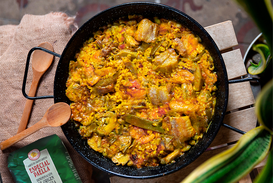 Celebra el Día Mundial de la Paella con La Fallera