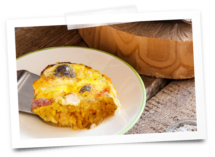 Plato final del arroz con costra al horno