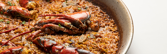 Paella de langosta