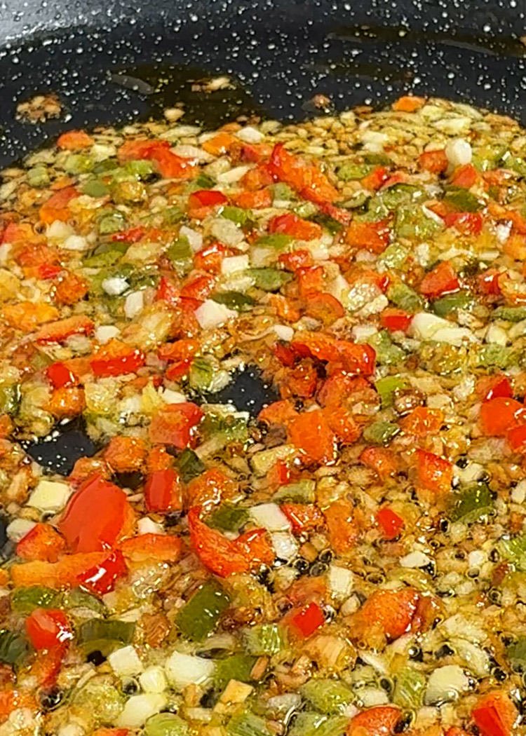 Sofreir verduras arroz empedrado
