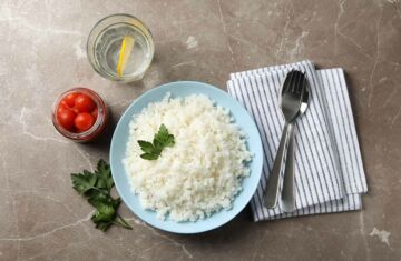 como cocer el arroz blanco para que quede suelto