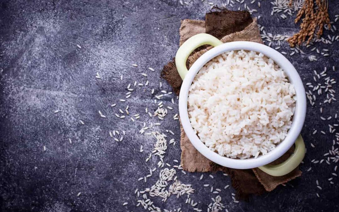 ¿Cuál es el valor nutricional del arroz blanco?