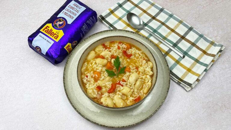 Foto de Arroz con habichuelas: Disfruta de esta receta casera y deliciosa