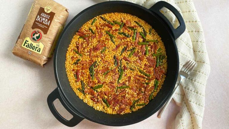 Foto de Arroz con pato: una deliciosa opción de comida peruana