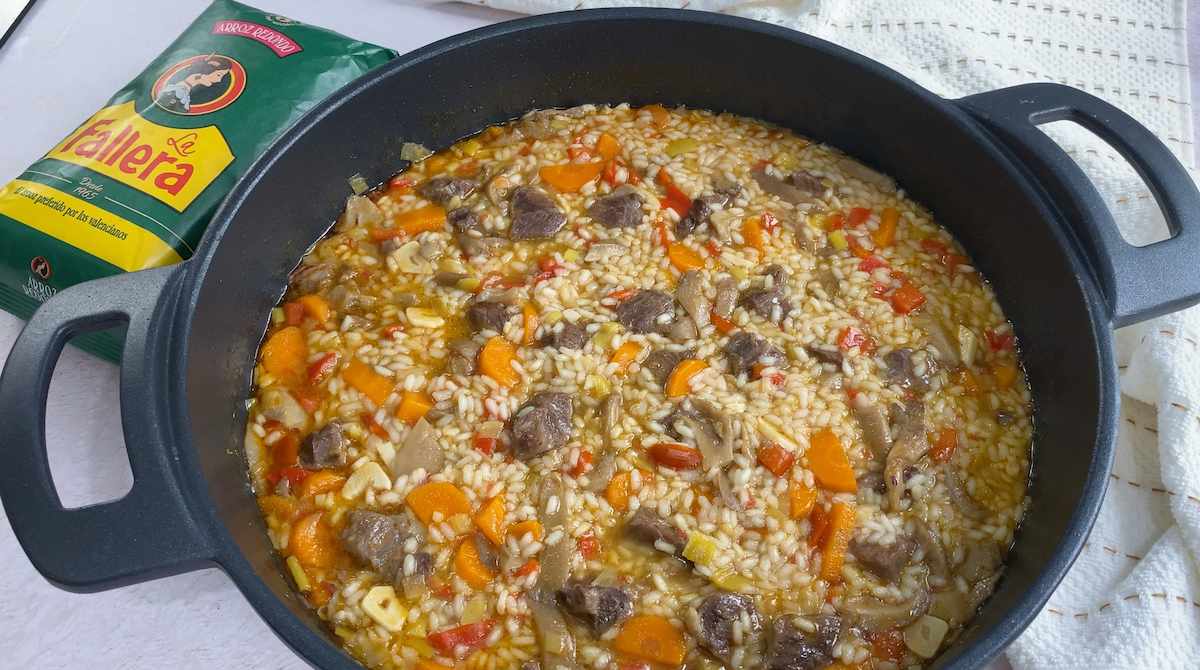 paso a paso arroz con carrillada plato final