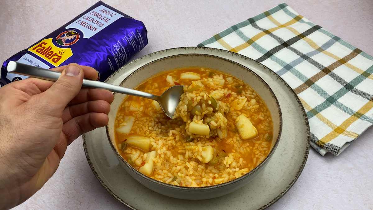 Paso a paso arroz con choco: emplatar