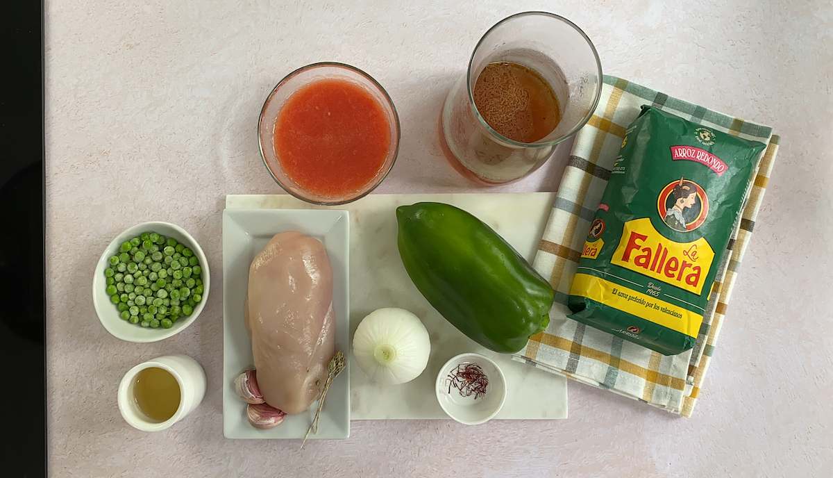 paso a paso arroz amarillo con pollo: ingredientes