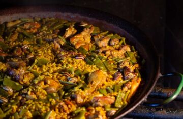 ¿Cómo se llama lo quemado de la paella? Lo que debes saber