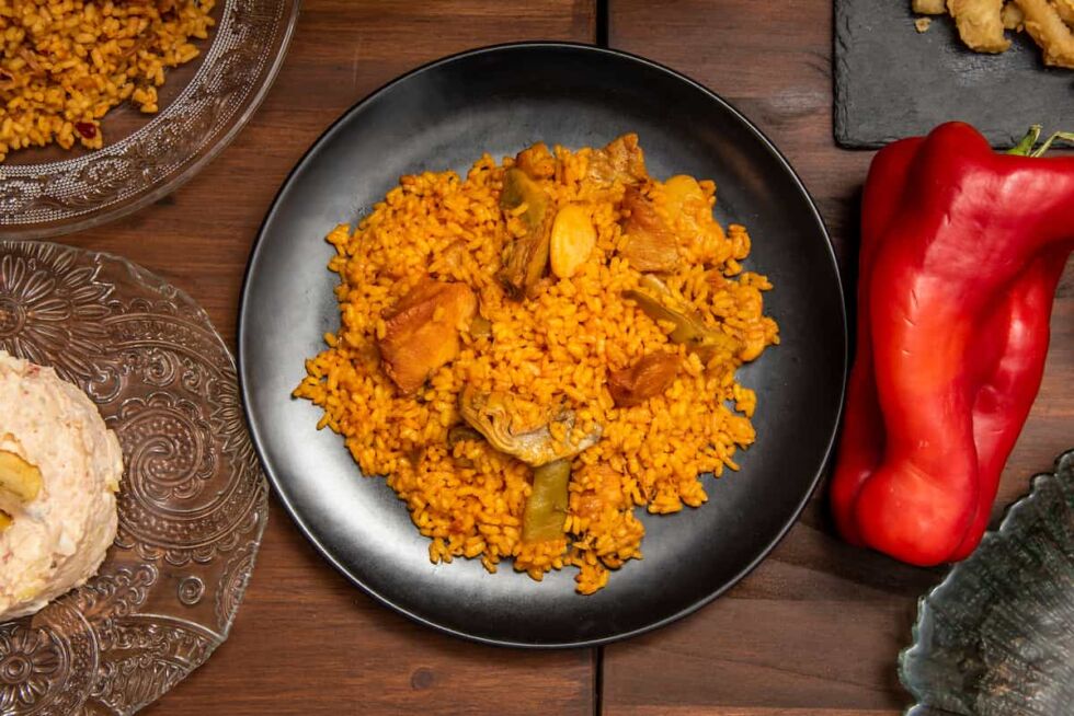 ¿Cuántas calorías tiene una paella de pollo? La Fallera