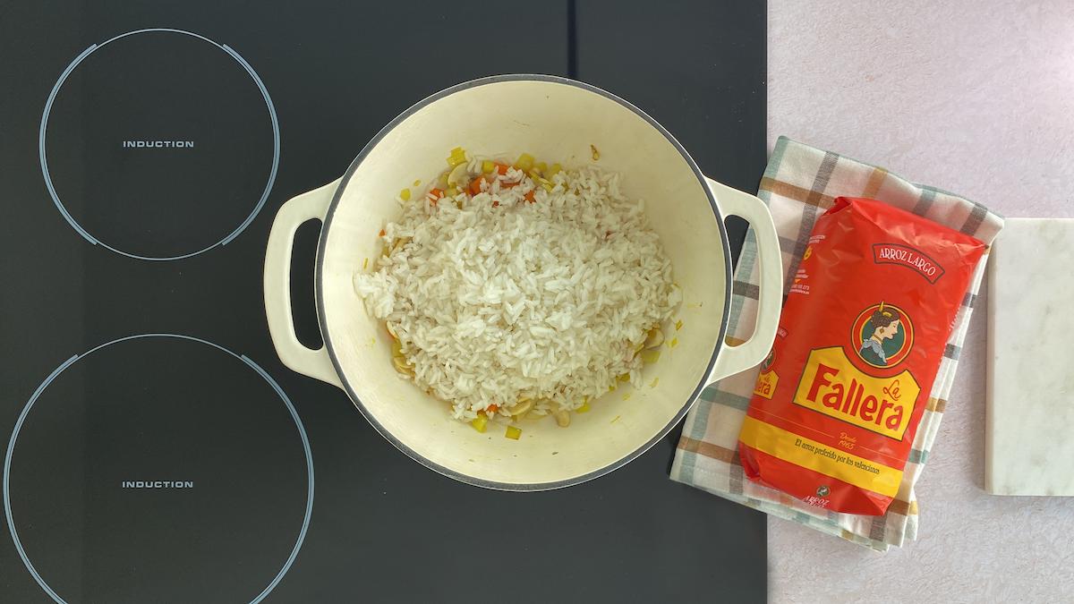 paso a paso arroz con soja - agregar arroz
