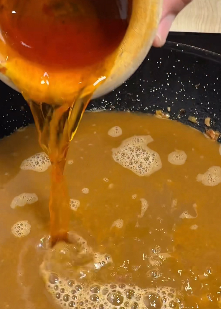 caldo para arroz meloso con pulpo y gambas