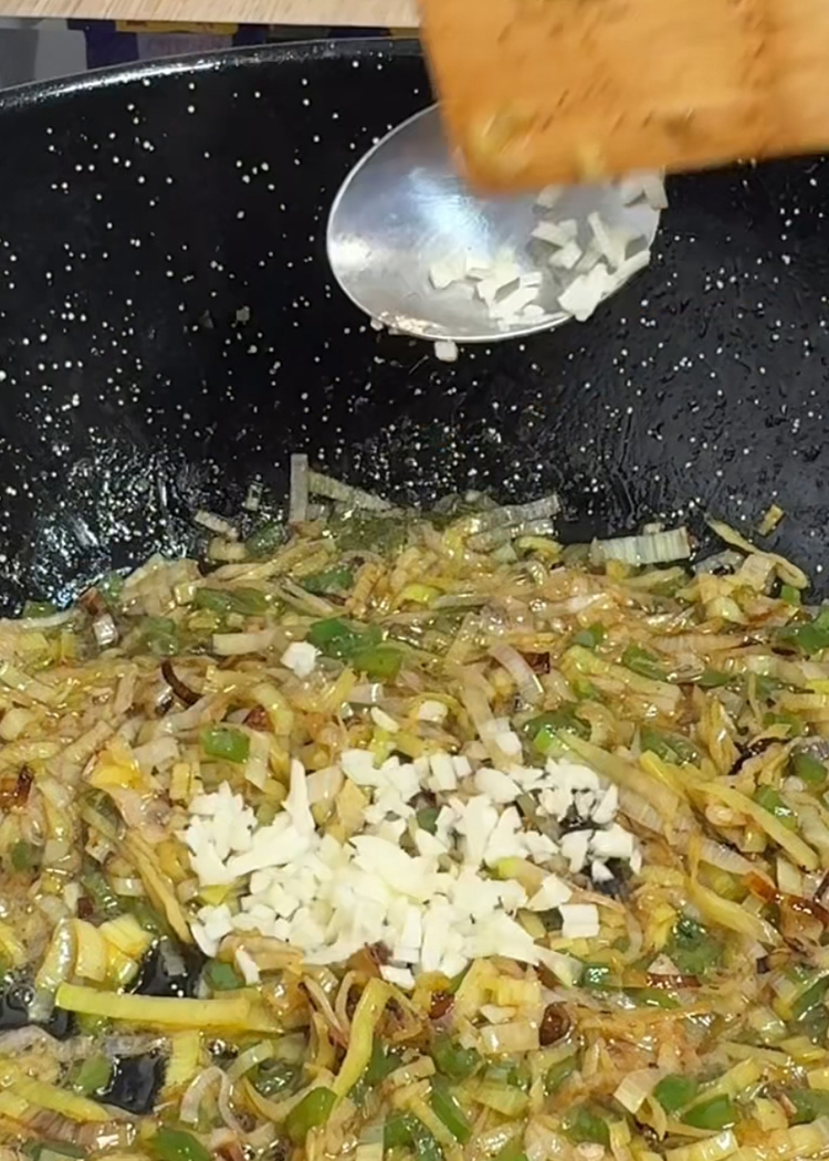 sofrito para arroz meloso con pulpo y gambas