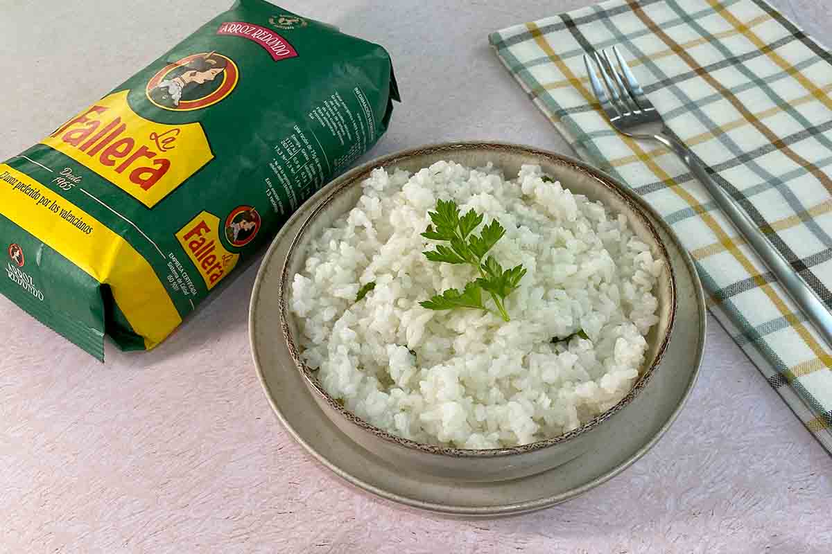 Cómo hacer arroz blanco en el microondas?