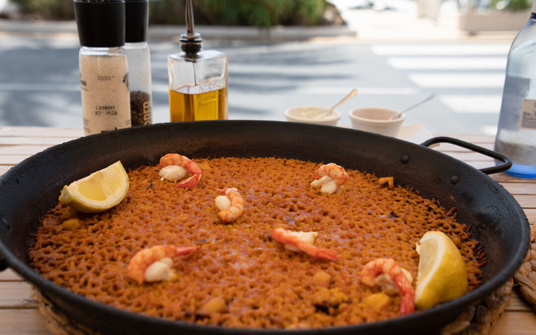 ¿Puedo comer paella de marisco durante el embarazo?