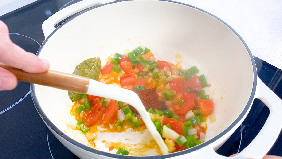 arroz con judías pintas sofrito