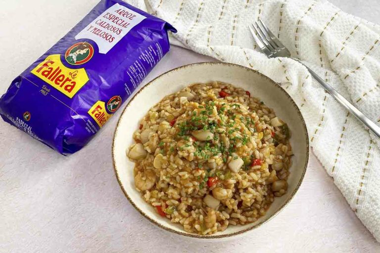 Foto de Arroz meloso con sepia y gambas: receta completa