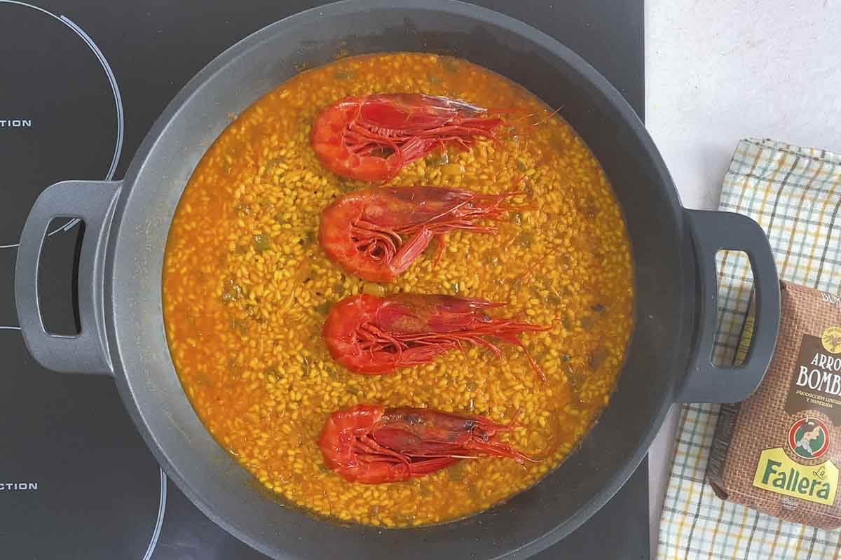 paso a paso arroz con carabineros terminar