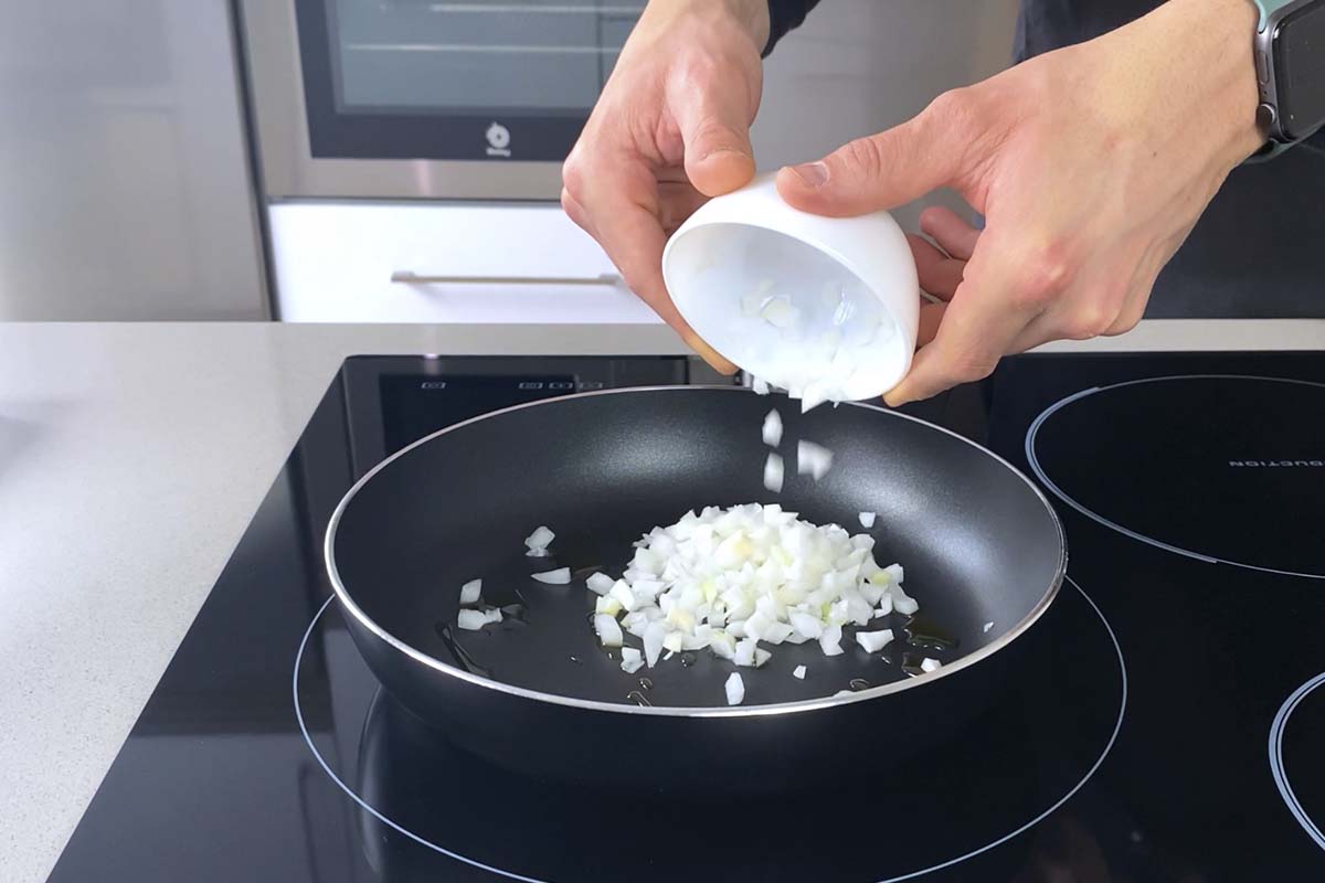 paso a paso risotto de pera y gorgonzola cebolla pochada