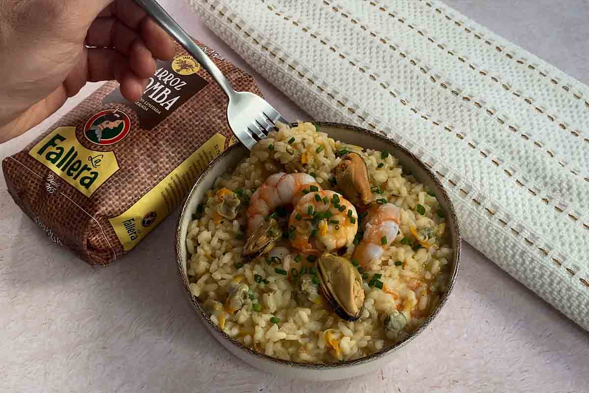 paso a paso risotto di mare emplatado