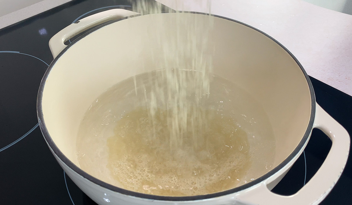 Cocinar arroz para Arroz frito con huevo