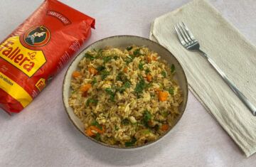 Arroz frito con huevo