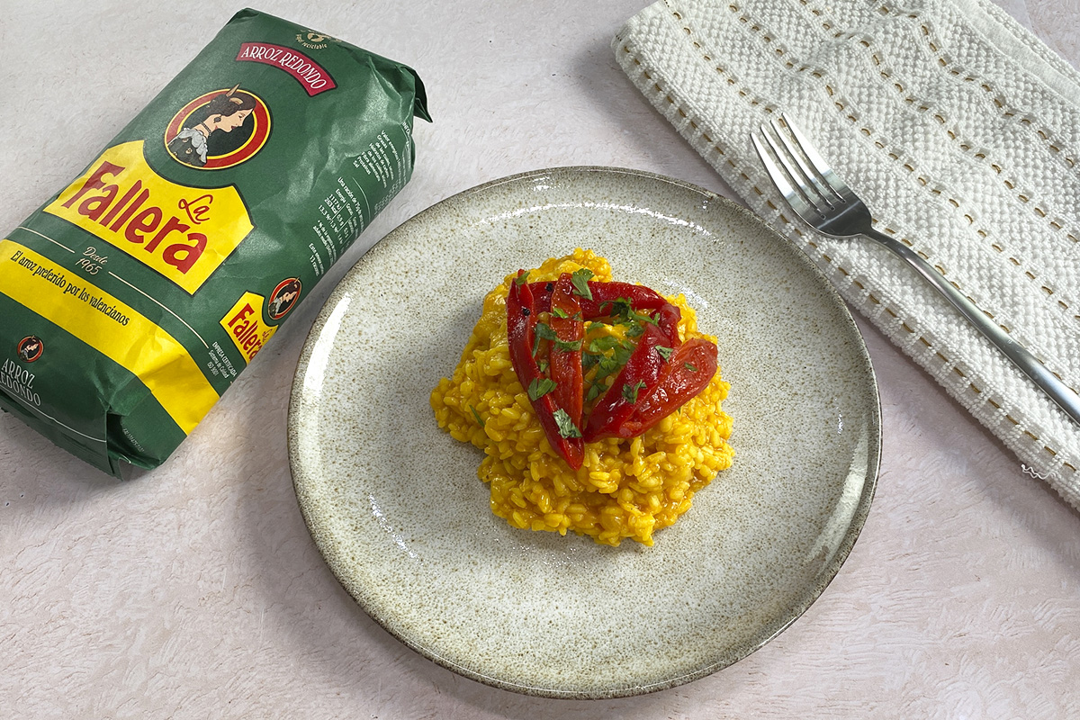 Arroz con pinchitos: Receta sabrosa y fácil de preparar