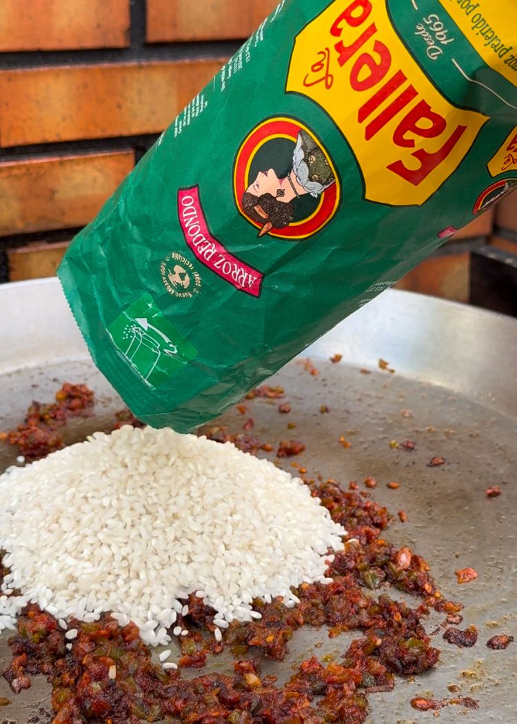 Añadir arroz a arroz con bonito