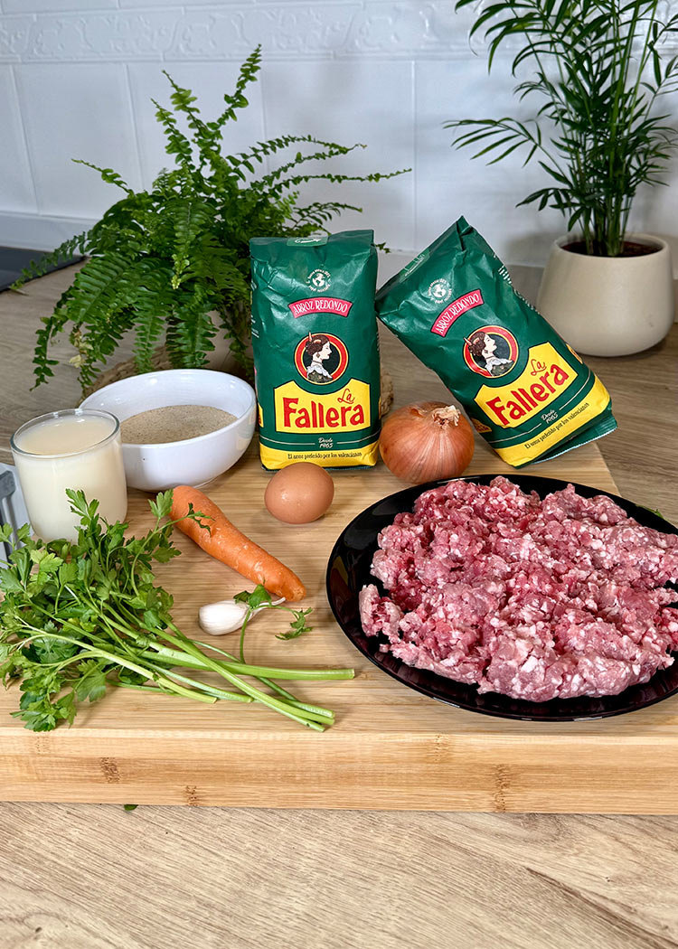 Ingredientes de albóndigas de arroz