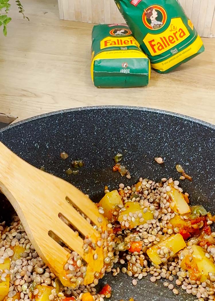Incorporar lentejas a Lentejas con verduras y arroz