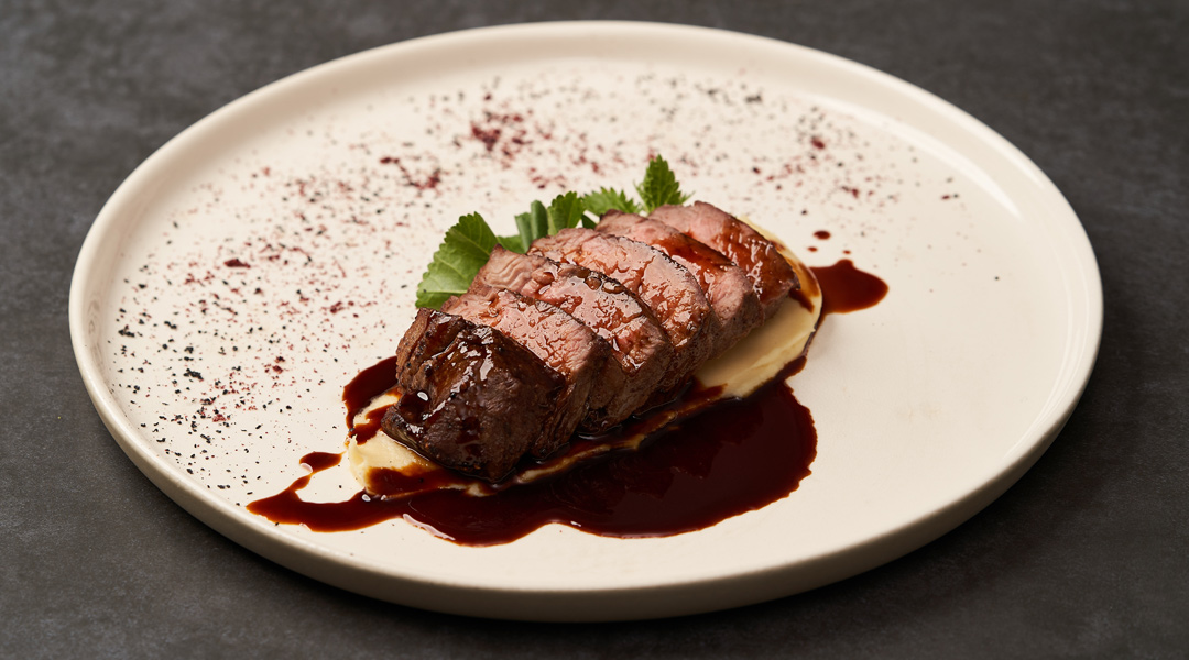 Opciones creativas para acompañar carnes