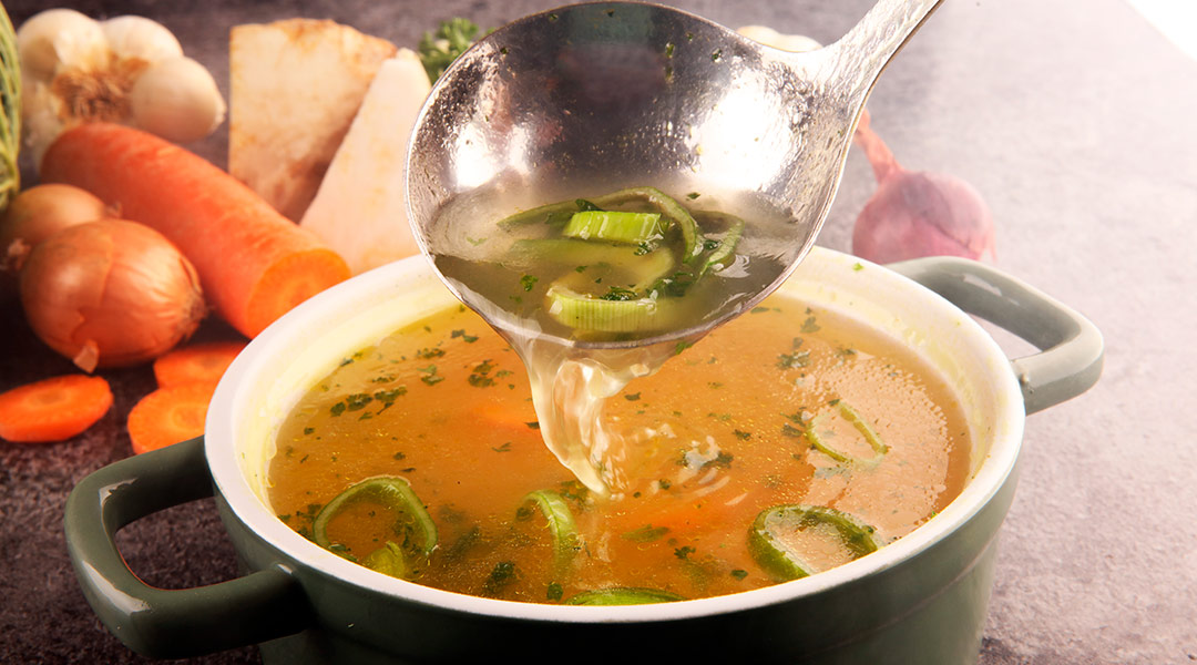 Usos culinarios del caldo clarificado