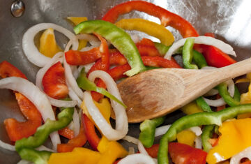 El refrito o sofrito: el secreto mejor guardado de la cocina mediterránea