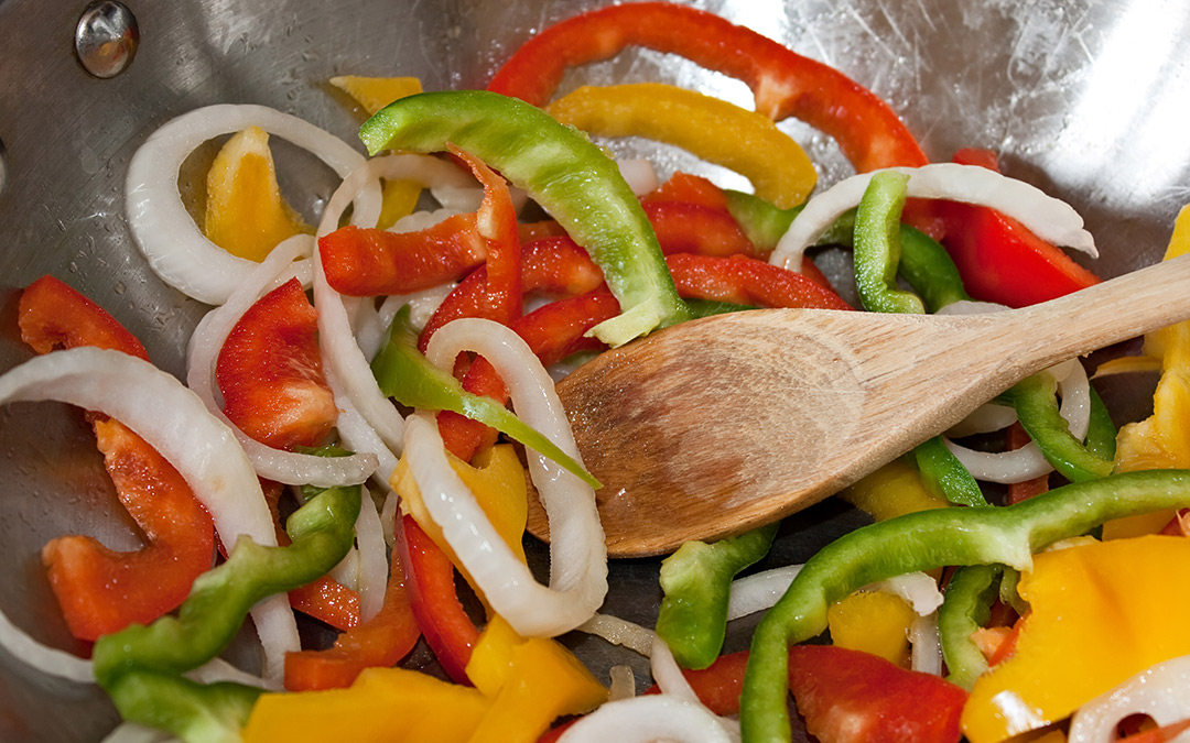 El refrito o sofrito: el secreto mejor guardado de la cocina mediterránea