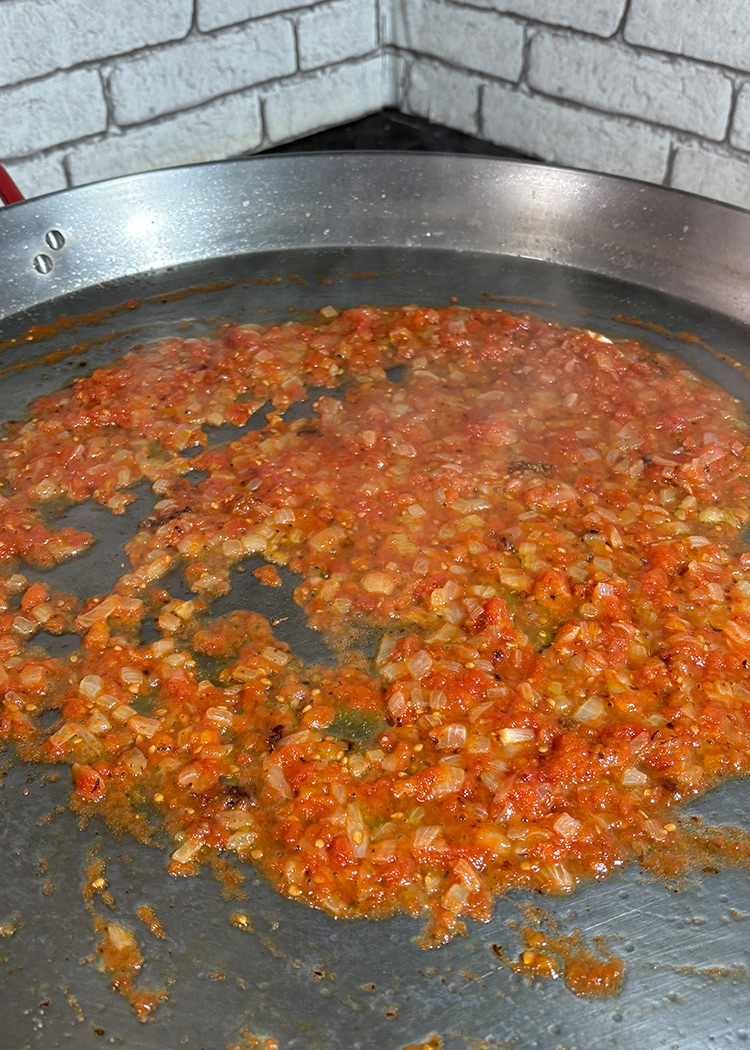 Sofrito para arroz con sepia 