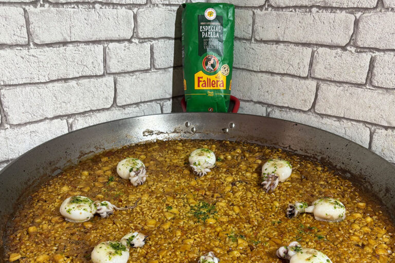 Foto de Delicioso arroz con sepia: una receta fácil y sorprendente para disfrutar en casa