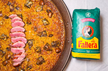 imagen receta Aprende a preparar un delicioso arroz con magret de pato, perfecto para sorprender en cualquier ocasión