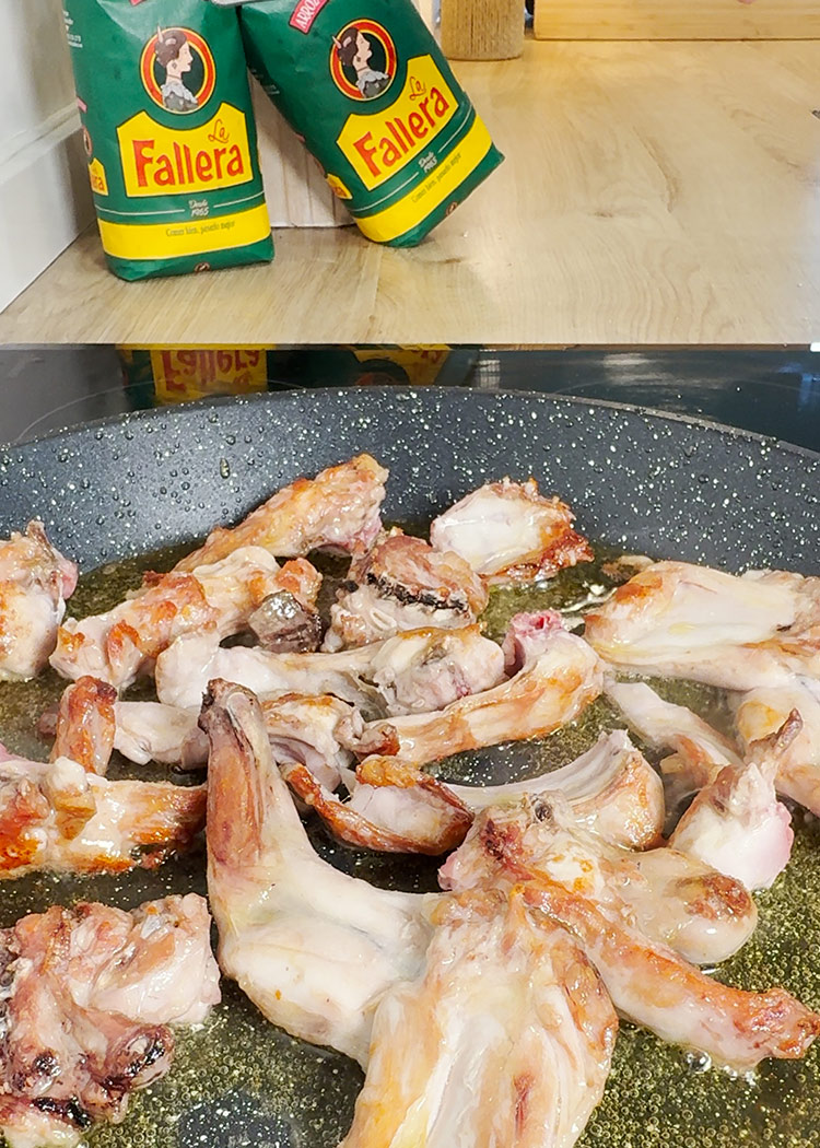 dorar el conejo para arroz con conejo