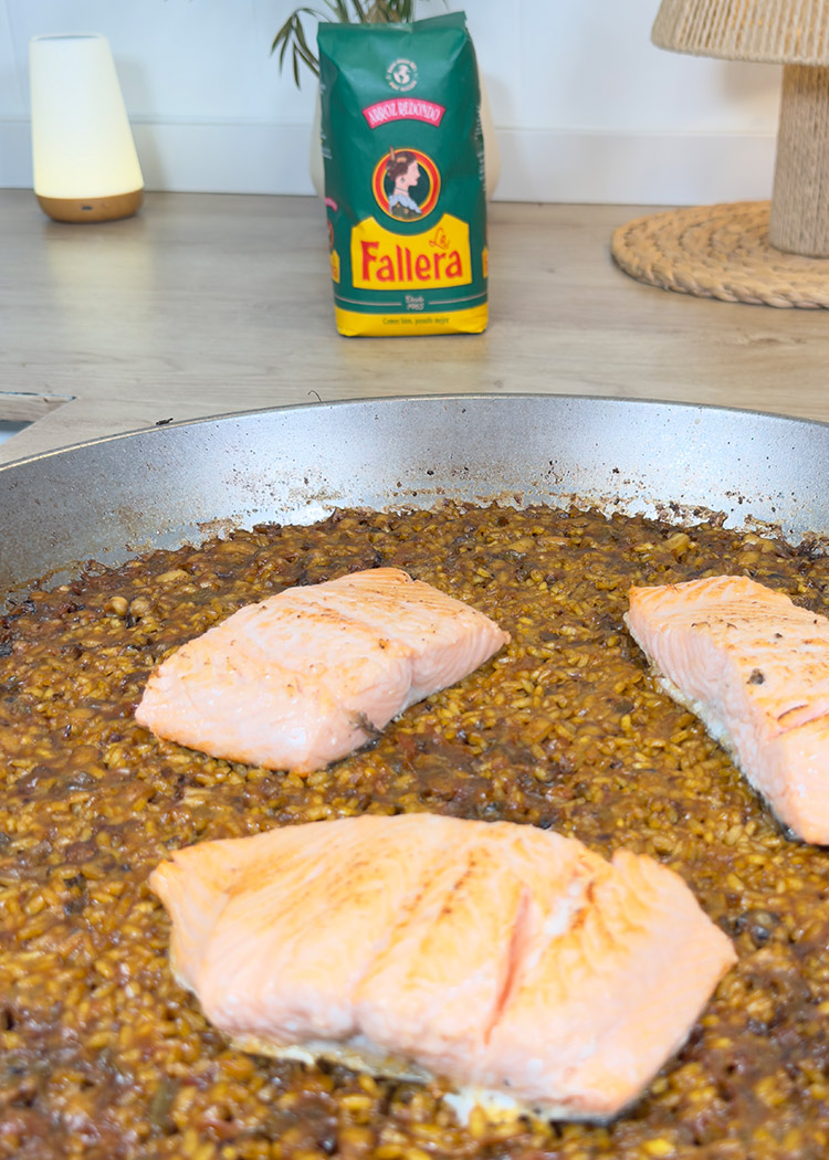 salmón para arroz con salmón 