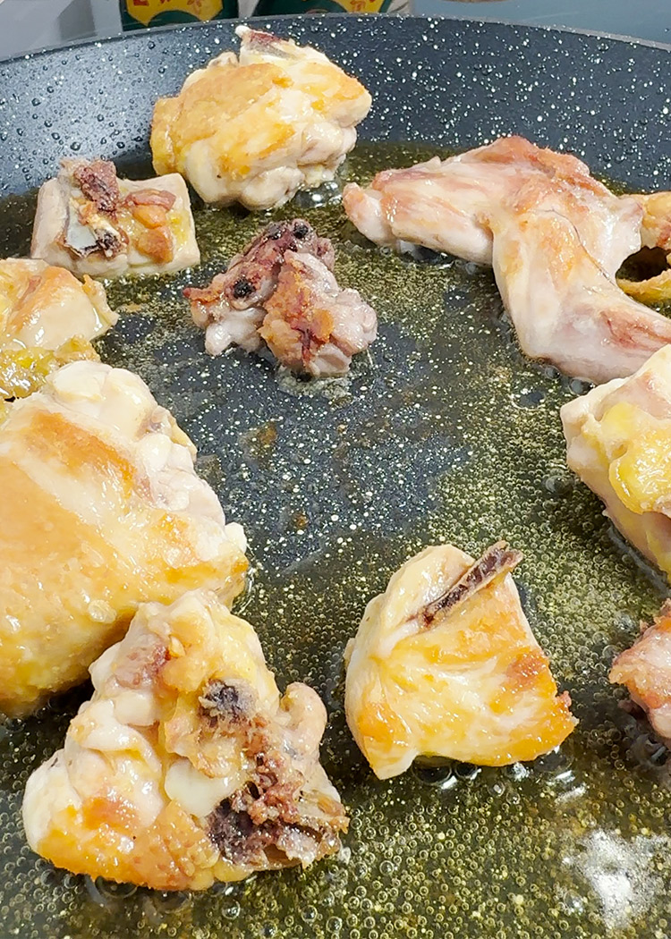 dorar carne para paella sin gluten