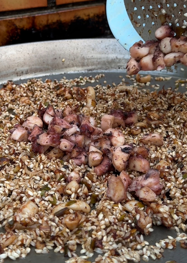 nacarar arroz para arroz con pulpo y alcachofas
