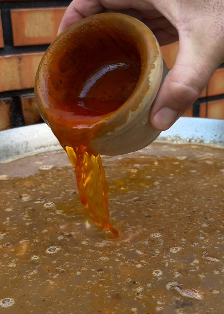 caldo para arroz con pulpo y alcachofas